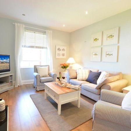 High Tide, Crabbe Street, Aldeburgh Apartment Exterior photo